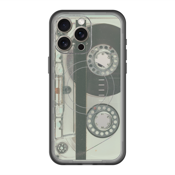 スリムプロテクションプレミアムケース with MagSafe［ RETORO CASSETTE TAPE - Skeleton Blue ］