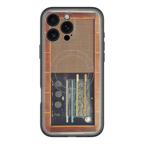スリムプロテクションプレミアムケース with MagSafe［ RETORO RADIO - Brown ］