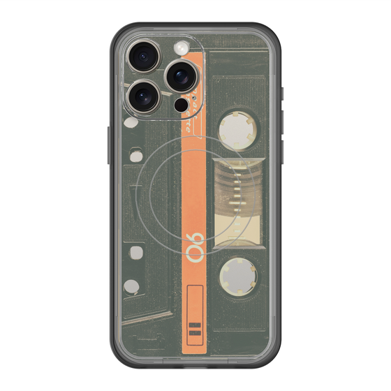 スリムプロテクションプレミアムケース with MagSafe［ RETORO CASSETTE TAPE - Opacity Black ］