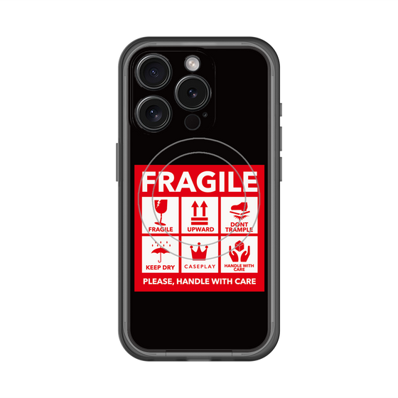 スリムプロテクションプレミアムケース with MagSafe［ FRAGILE Sticker - Black ］