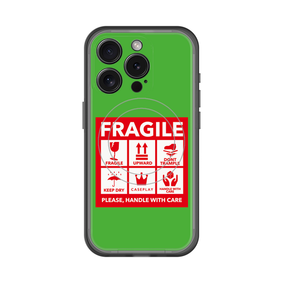 スリムプロテクションプレミアムケース with MagSafe［ FRAGILE Sticker - Green ］