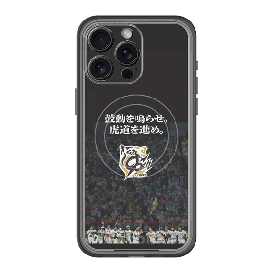 スリムプロテクションプレミアムケース with MagSafe［ 阪神タイガース - 90周年ロゴ - ビジュアル ］