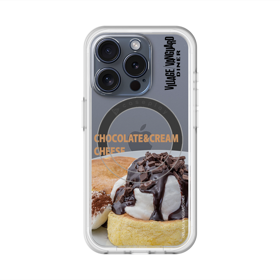 スリムプロテクションプレミアムケース with MagSafe［ ヴィレッジヴァンガードダイナー - チョコレート&クリームチーズパンケーキ ］