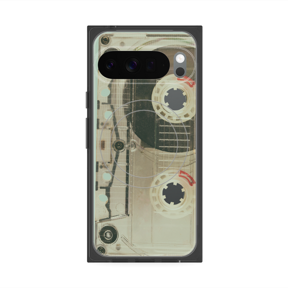 プレミアムスクエアケース with Pixelsnap［ RETORO CASSETTE TAPE - Skeleton Red ］