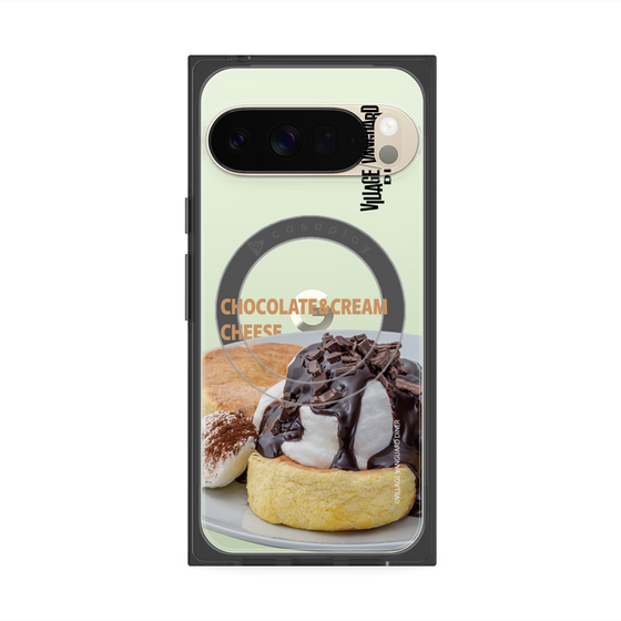 プレミアムスクエアケース with Pixelsnap［ ヴィレッジヴァンガードダイナー - チョコレート&クリームチーズパンケーキ ］