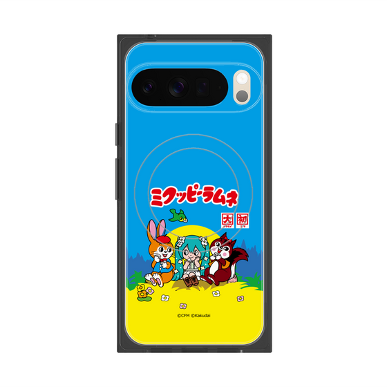 プレミアムスクエアケース with Pixelsnap［ 初音ミク×クッピーラムネ - パッケージ ］