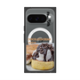 プレミアムスクエアケース with Pixelsnap［ ヴィレッジヴァンガードダイナー - チョコレート&クリームチーズパンケーキ ］