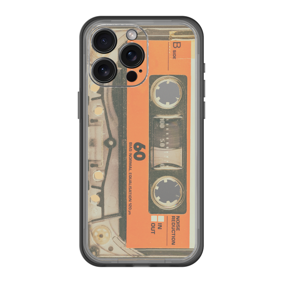 スリムプロテクションプレミアムケース［ RETORO CASSETTE TAPE - Skeleton Orange ］