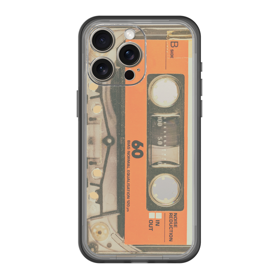 スリムプロテクションプレミアムケース［ RETORO CASSETTE TAPE - Skeleton Orange ］