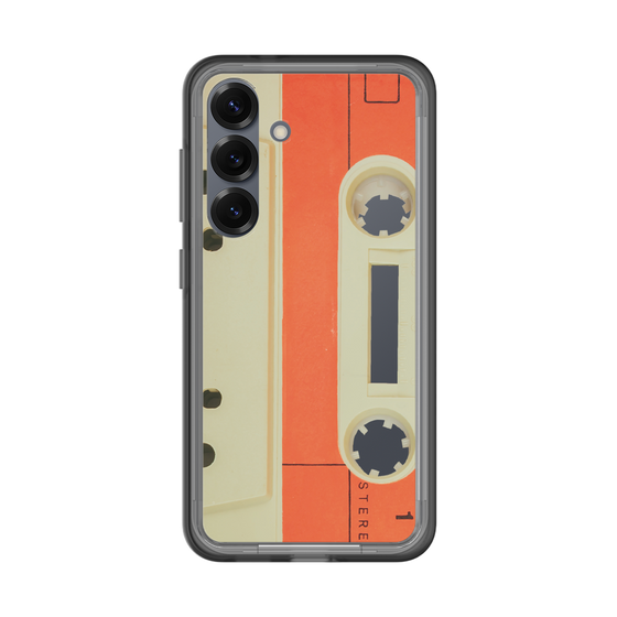 スリムプロテクションプレミアムケース［ RETORO CASSETTE TAPE - Opacity White ］