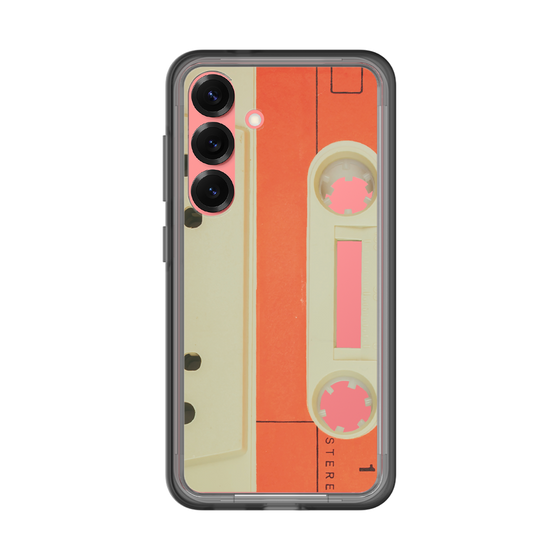 スリムプロテクションプレミアムケース［ RETORO CASSETTE TAPE - Opacity White ］