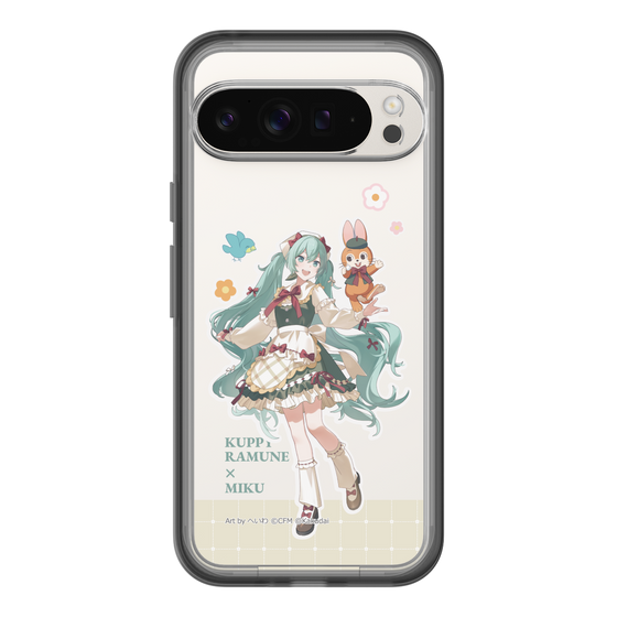スリムプロテクションプレミアムケース［ 初音ミク×クッピーラムネ - 初音ミク×クッピー - 等身イラスト2 ］