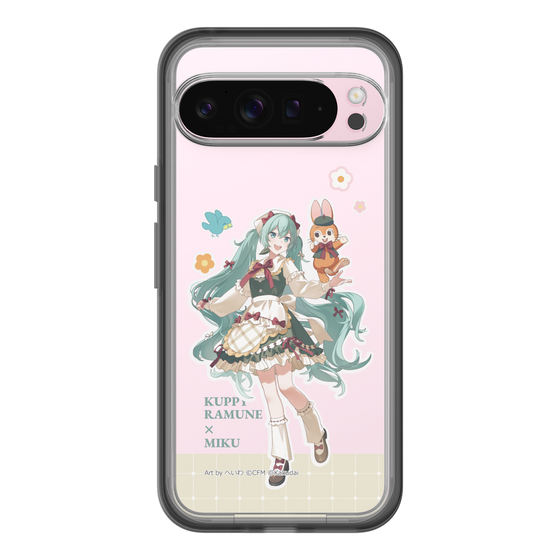 スリムプロテクションプレミアムケース［ 初音ミク×クッピーラムネ - 初音ミク×クッピー - 等身イラスト2 ］