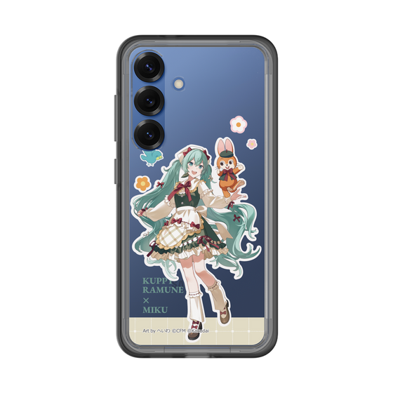 スリムプロテクションプレミアムケース［ 初音ミク×クッピーラムネ - 初音ミク×クッピー - 等身イラスト2 ］