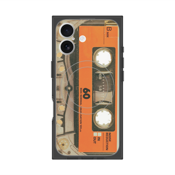 プレミアムスクエアケース with MagSafe［ RETORO CASSETTE TAPE - Skeleton Orange ］