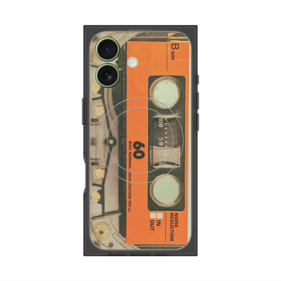 プレミアムスクエアケース with MagSafe［ RETORO CASSETTE TAPE - Skeleton Orange ］