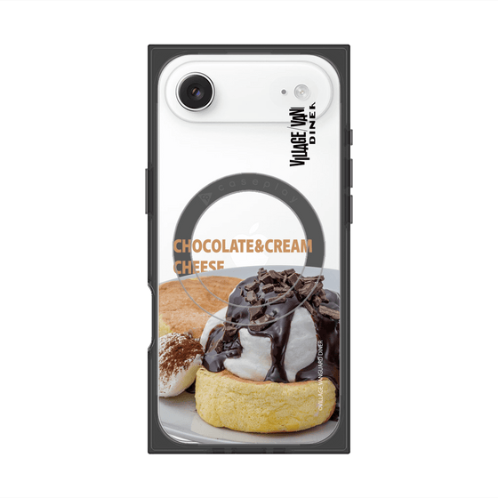 プレミアムスクエアケース with MagSafe［ ヴィレッジヴァンガードダイナー - チョコレート&クリームチーズパンケーキ ］