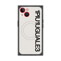 プレミアムスクエアケース with MagSafe［ 1PIU1UGUALE3 - ロゴ vertical - ホワイト ］
