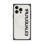 プレミアムスクエアケース with MagSafe［ 1PIU1UGUALE3 - ロゴ vertical - ホワイト ］