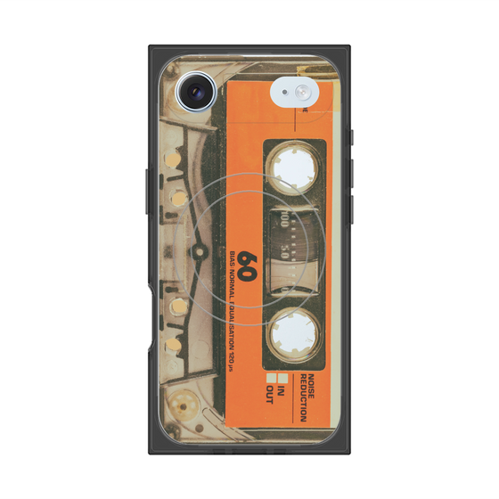 プレミアムスクエアケース with MagSafe［ RETORO CASSETTE TAPE - Skeleton Orange ］