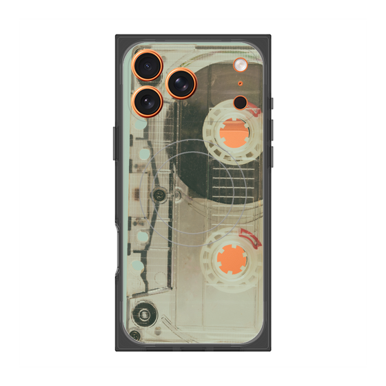 プレミアムスクエアケース with MagSafe［ RETORO CASSETTE TAPE - Skeleton Red ］