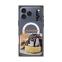 プレミアムスクエアケース with MagSafe［ ヴィレッジヴァンガードダイナー - チョコレート&クリームチーズパンケーキ ］