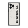 プレミアムスクエアケース with MagSafe［ 1PIU1UGUALE3 - ロゴ vertical - ホワイト ］