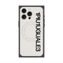 プレミアムスクエアケース with MagSafe［ 1PIU1UGUALE3 - ロゴ vertical - ホワイト ］