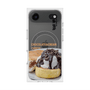 プレミアムスクエアケース with MagSafe［ ヴィレッジヴァンガードダイナー - チョコレート&クリームチーズパンケーキ ］