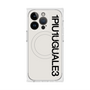 プレミアムスクエアケース with MagSafe［ 1PIU1UGUALE3 - ロゴ vertical - ホワイト ］