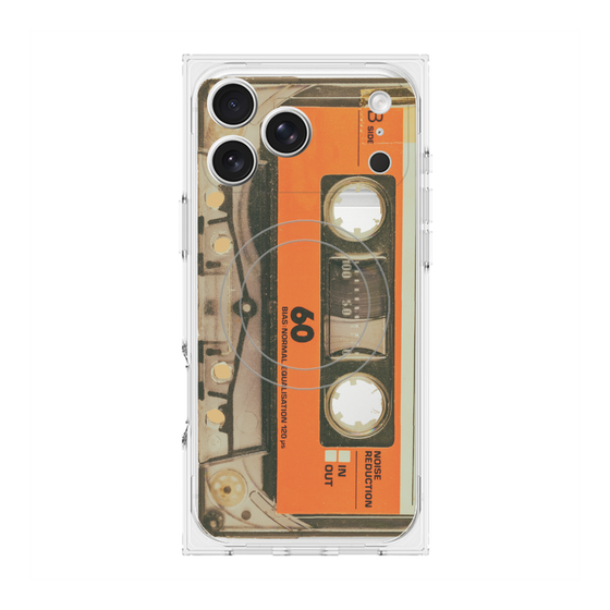 プレミアムスクエアケース with MagSafe［ RETORO CASSETTE TAPE - Skeleton Orange ］