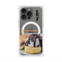 プレミアムスクエアケース with MagSafe［ ヴィレッジヴァンガードダイナー - チョコレート&クリームチーズパンケーキ ］