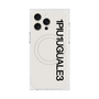 プレミアムスクエアケース with MagSafe［ 1PIU1UGUALE3 - ロゴ vertical - ホワイト ］