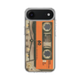 スリムプロテクションケース［ RETORO CASSETTE TAPE - Skeleton Orange ］