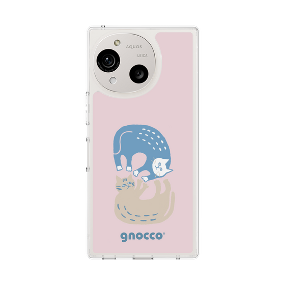 スリムプロテクションケース［ gnocco - 遊ぶ猫さんたち ］