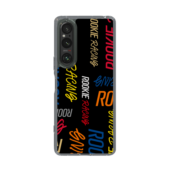 スリムプロテクションケース［ ルーキーレーシング - カラフルロゴ - ブラック ］