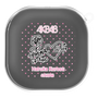 ワイヤレスイヤホンケース［ 【AKB48 THREE CONCEPTS LIVE開催記念コラボグッズ】 - 黒須 遥香 - サイン ］
