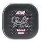 ワイヤレスイヤホンケース［ 【AKB48 THREE CONCEPTS LIVE開催記念コラボグッズ】 - 新井 彩永 - サイン ］